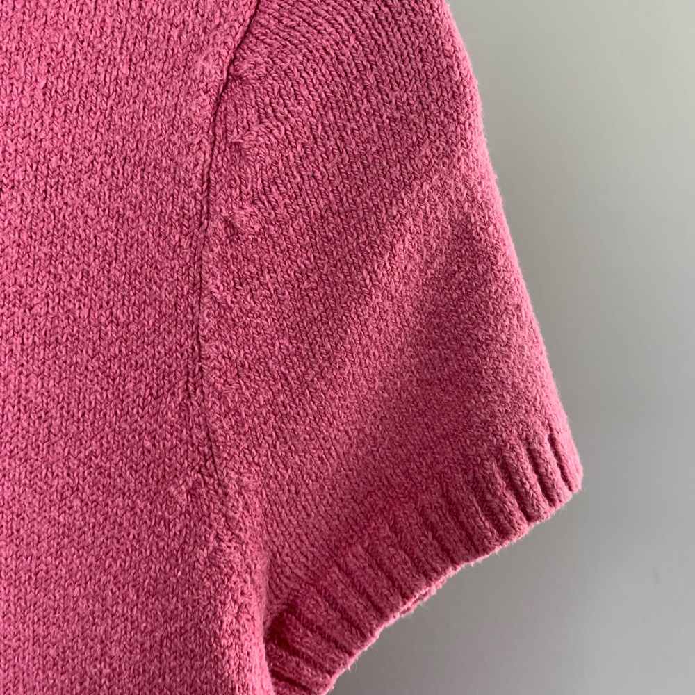 GAP Short Sleeve Pink sweater - Picture 4 of 6